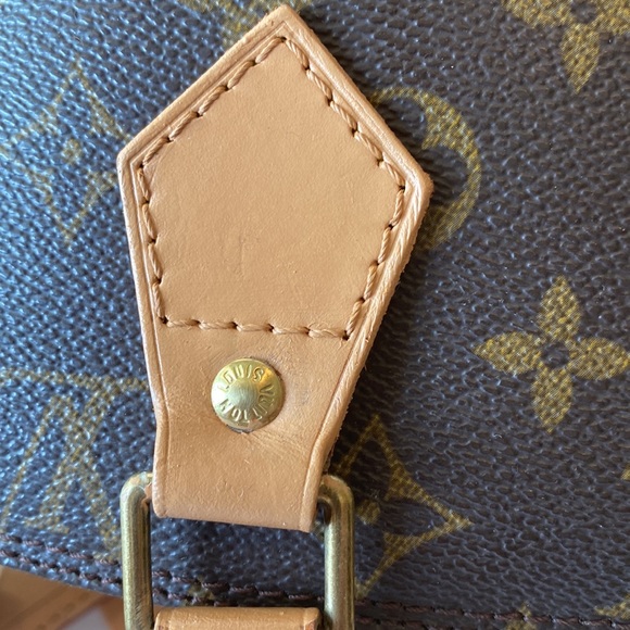 SOLD Authentic Louis Vuitton Alma Monogram pm Tote/ Shoulder bag - Picture 9 of 17